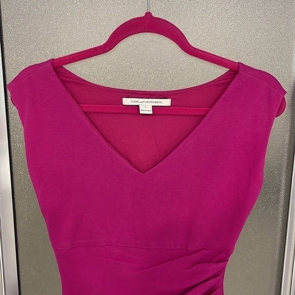 Diane Von Furstenbeıyı Sheath Cocktail Work Dress Size 2 - Picture 3 of 9